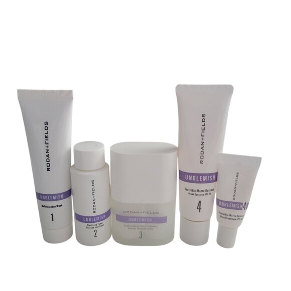 Rodan and + Fields UNBLEMISH Travel Set Acne Regimen Preowned - Picture 1 of 7